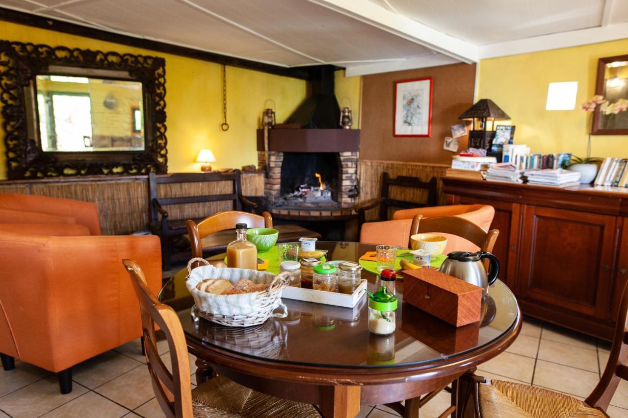 Relais Du Volcan ラ・プレンヌ・デ・カフル エクステリア 写真